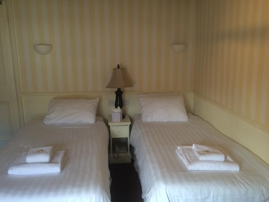 Limes Hotel Needham Market Chambre photo